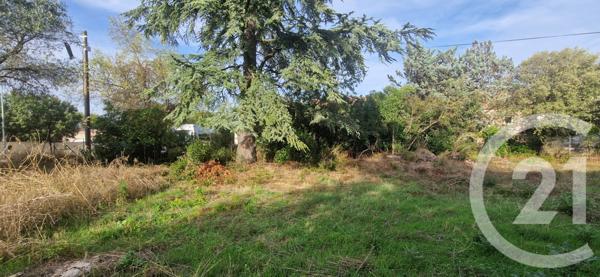 Terrain à vendre  400 m2 ST MAXIMIN LA STE BAUME - 83