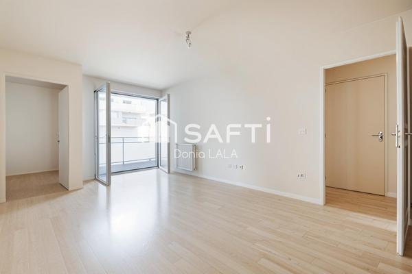 Appartement lumineux avec balcon et parking