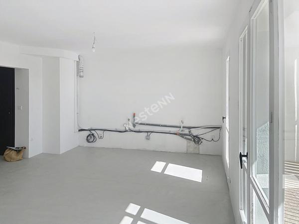 La Seyne sur mer Appartement rénové T4 à Mar Vivo Très Lumineux, 2 chambres