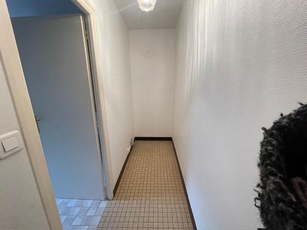 Maison à vendre à Arradon 100 m² avec un beau terrain arboré d'environ 1000 m²