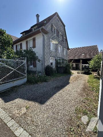 MAISON ANCIENNE AVEC DEPENDANCE