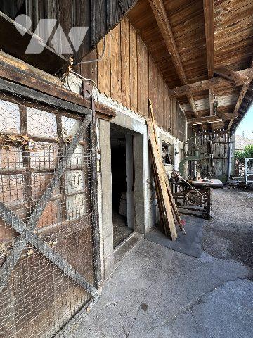 MAISON ANCIENNE AVEC DEPENDANCE