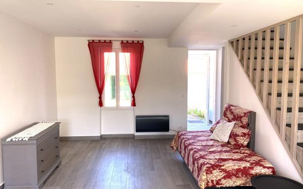 Maison à vendre    3 pièces •  Herm