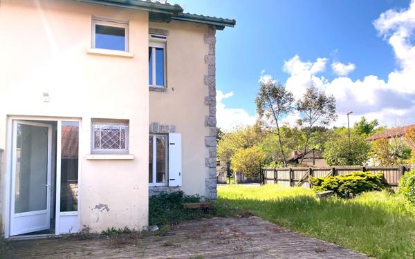 Maison à vendre    3 pièces •  Herm