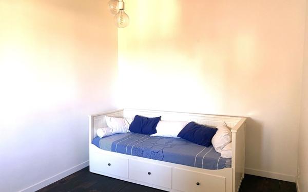 Maison à vendre    3 pièces •  Herm