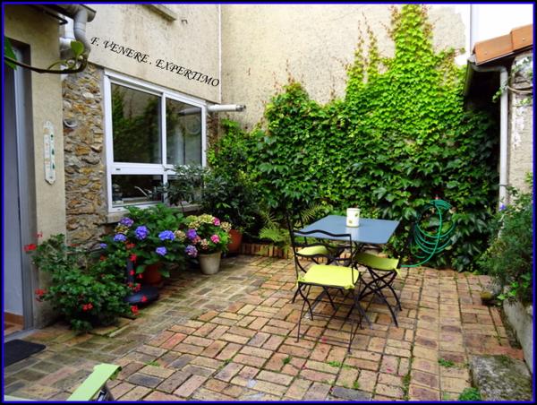 Saint-Leu-la-Forêt (95320) Saint-Leu-La-Forêt centre ville maison de 107m² avec jardin