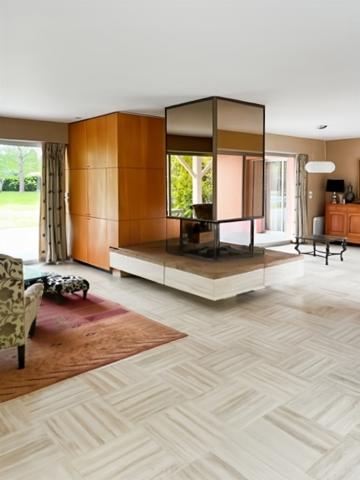 MERIGNAC SUPERBE PROPRIETE AVEC DEUX GRAND GARAGE DE PLAIN-PIED