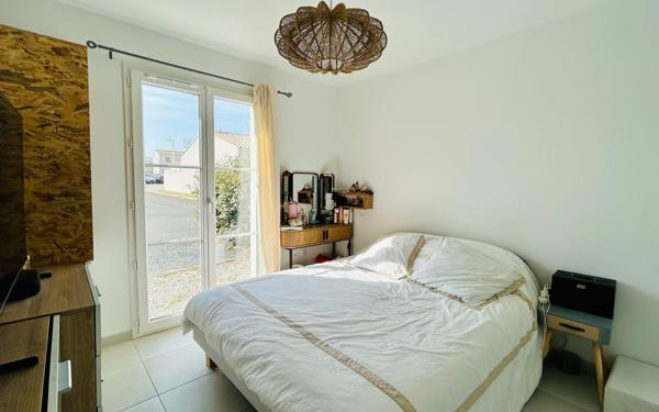 Maison à vendre    3 pièces • 60 m2 Yves