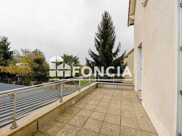 Location Appartement 3 pièces 43.07 m² - Morangis 91420