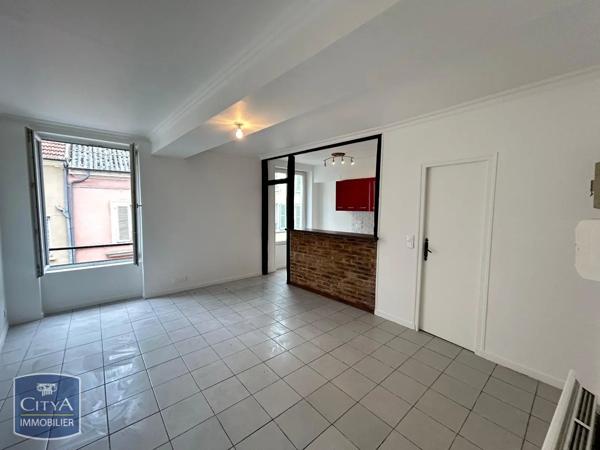 Appartement à louer 1 pièce 34.23m² Corbeil-Essonnes (91100)
