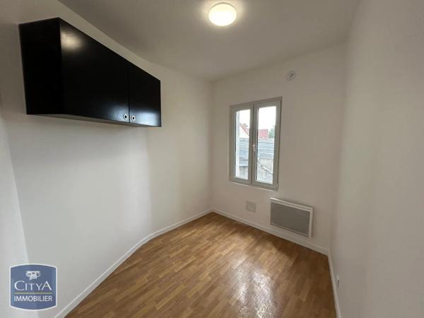 Appartement à louer 1 pièce 34.23m² Corbeil-Essonnes (91100)