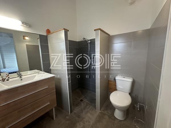 Saint-François (97118) Exclusivite ZEOPIE Immobilier : bungalow avec terrasse et jardin privatif dans petite copropriété avec piscine