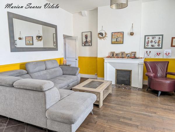 *EXCLUSIVITE*Charme et volume– Maison de ville de 99 m² avec cour + grenier aménageable