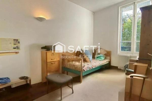 Maison de charme située à l'Aiguillon sur le bassin d'Arcachon à deux pas de toutes les commodités