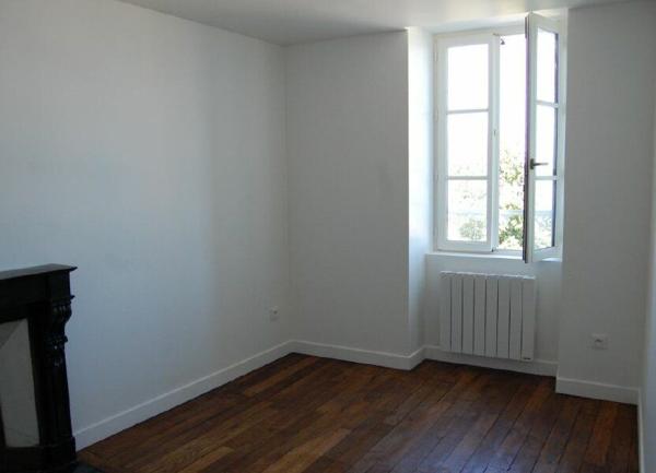 Appartement à louer    3 pièces •  Sancerre