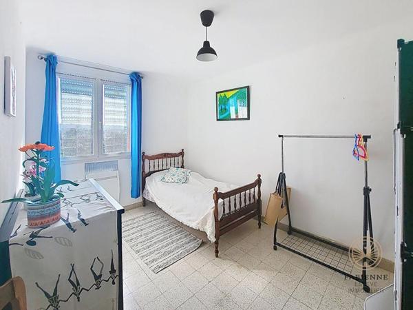 Appartement Châteaurenard 4 pièce(s) 66.32m2 2 chambres cave