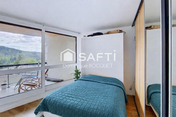 T3, 43 m2, plein sud, au pied des pistes.