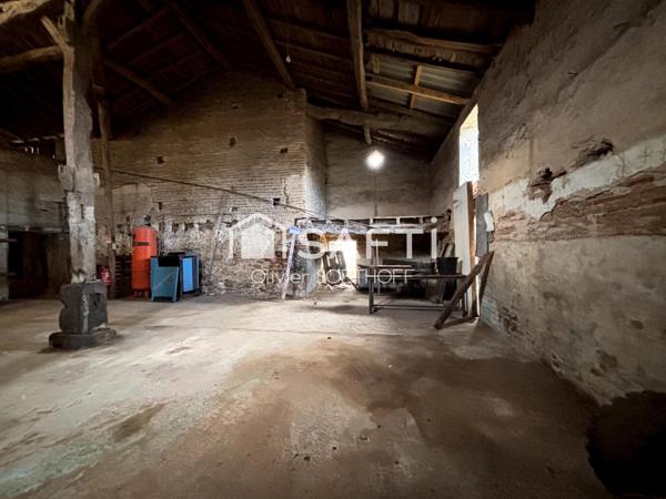 Ensemble immobilier à fort potentiel – 3 720 m² de terrain