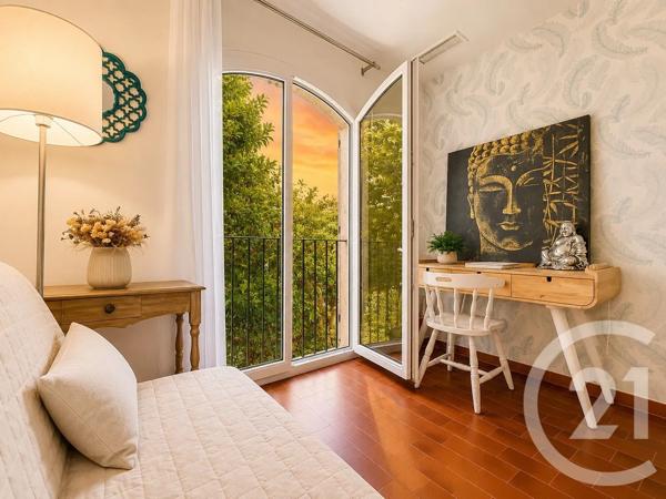 Maison à vendre  4 pièces - 90 m 2   VILLENEUVE LOUBET  - 06