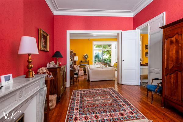 CROIX BLANCHE- MAGNIFIQUE MAISON BOURGEOISE DU XIXe siècle