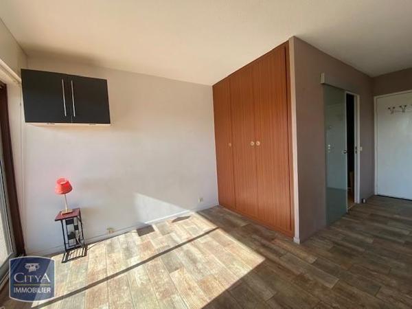 Appartement à louer 1 pièce 32.35m²