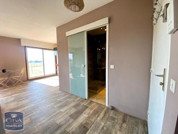 Appartement à louer 1 pièce 32.35m²