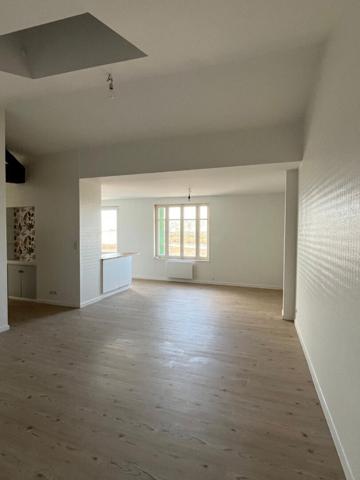 Appartement vue sur le port à MARANS