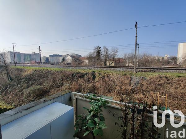 Appartement 5 pièces de 100 m² à Neuilly-sur-Marne (93330)