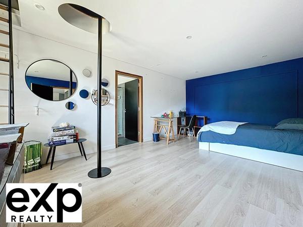 LOFT DE PRESTIGE À VENDRE MANTES-LA-JOLIE • 494m² • PISCINE • VUE COLLÉGIALE-5 chambres • Proche Paris train • 1 150 000 €