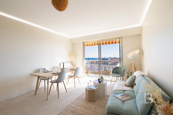 Appartement de 3 pièces au dernier étage avec terrasse et vue mer