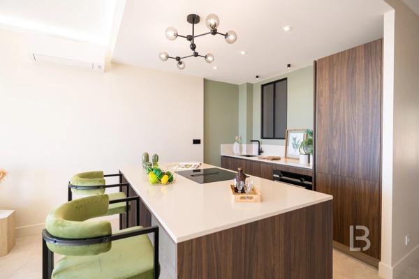 Appartement de 3 pièces au dernier étage avec terrasse et vue mer