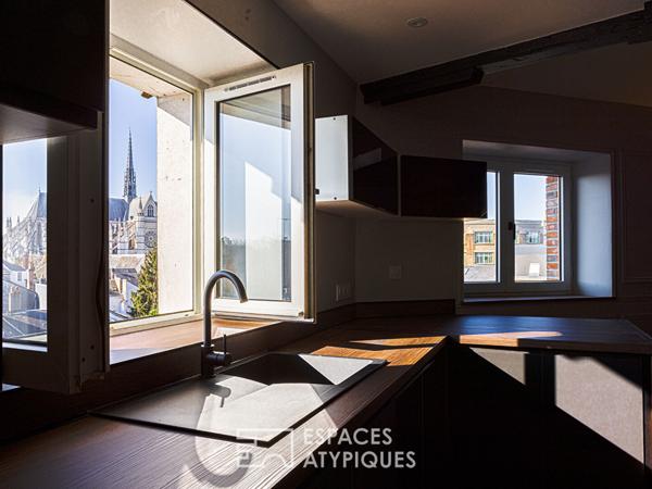 Duplex esprit loft vue cathédrale