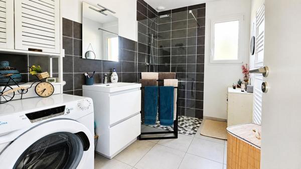 Maison récente de 115 m² sur 1 600 m² de terrain