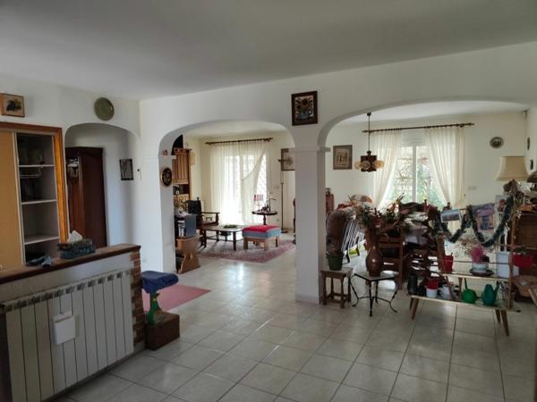 Maison à vendre    5 pièces •  Marguerittes