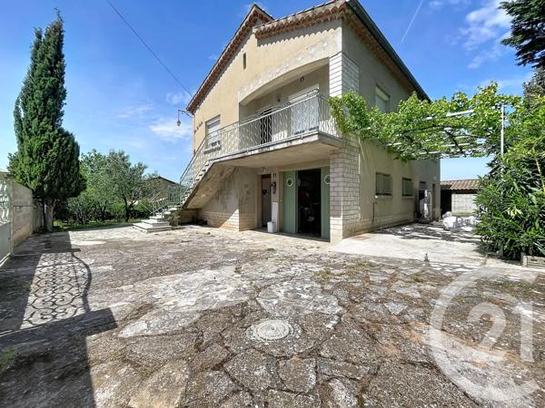 Maison à vendre  7 pièces - 166,90 m 2   BAGNOLS SUR CEZE  - 30