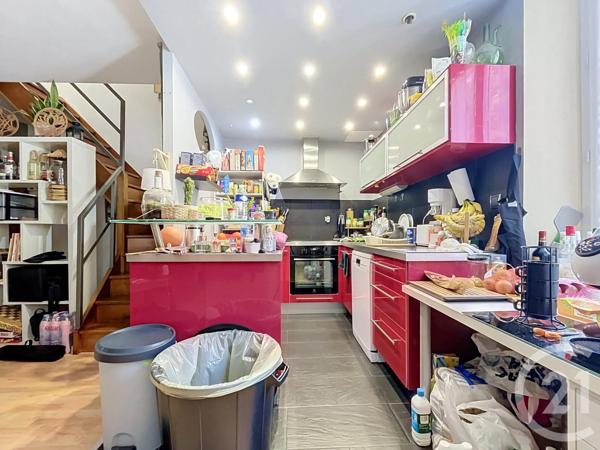 Maison à vendre  7 pièces - 166,90 m 2   BAGNOLS SUR CEZE  - 30