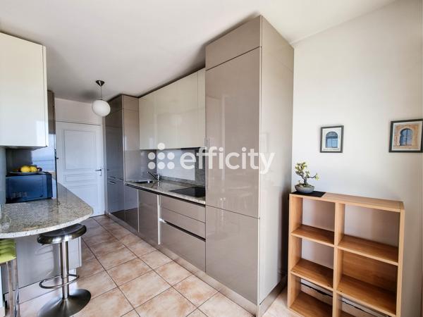 Appartement 3 pièces - 80 m² Exclusivité efficity