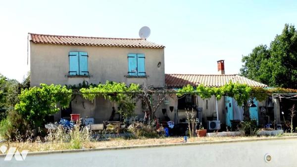 VILLA T5 AVEC GRAND GARAGE ATTENANT ET PISCINE A SAINT-MAXIMIN 