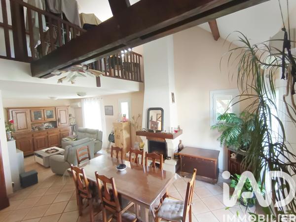 Maison à vendre 10 pièces 217 m² Beuxes