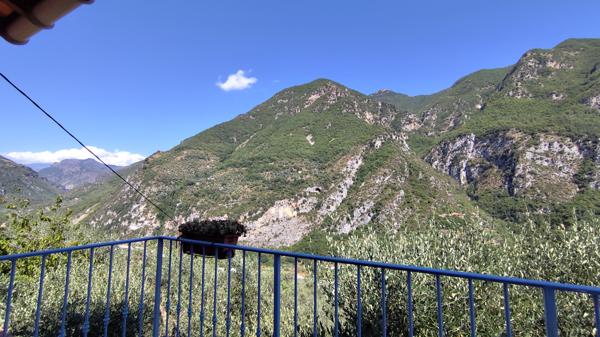 Breil-sur-Roya (06540) Maison dans les oliviers