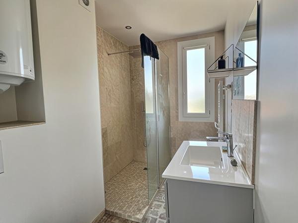 MONTOLIVET 13012 - T3 DE 60,59 M2 - BALCONS - CALME