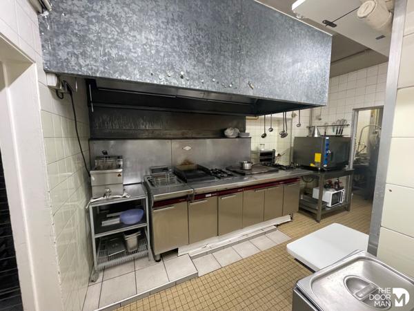 Commerce - À vendre - 210 m² - CHAUMONT | The Door Man