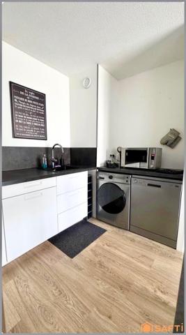 À VENDRE – T2 DE 46 M² VENDU ENTIÈREMENT MEUBLÉ