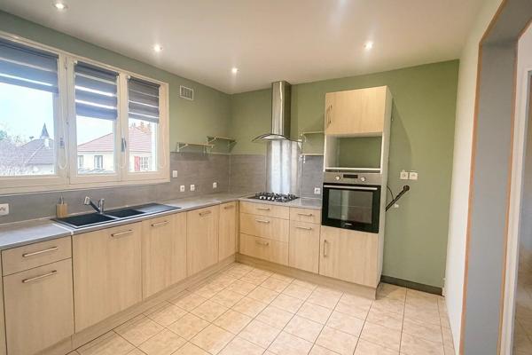 Vente Maison 3 pièces 76 m2 à Fussy