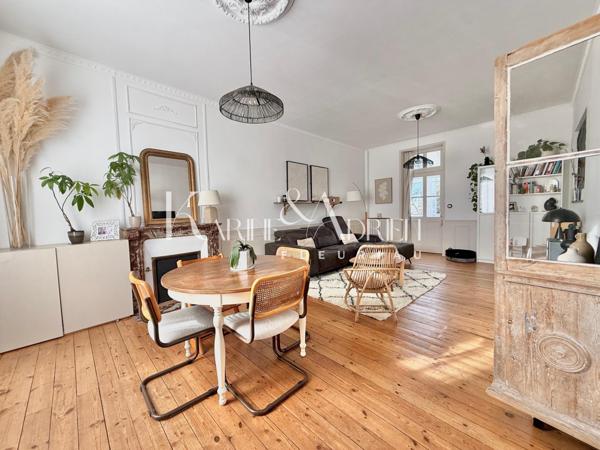 Maison de ville 3 chambres, bureau, véranda, cave et jardin