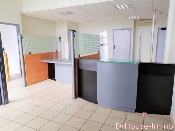 Bureau à vendre 13 pièces de 400 m²
