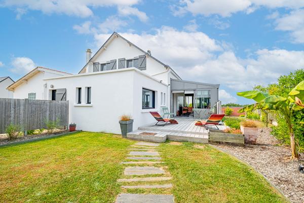 Maison Guérande 140m2 + Studio 26.70m2