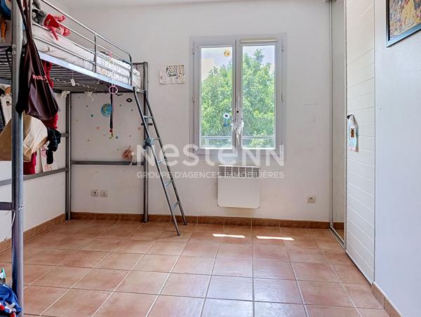 Maison 6 pièces à vendre à Saint Vallier de Thiey avec piscine et grand terrain