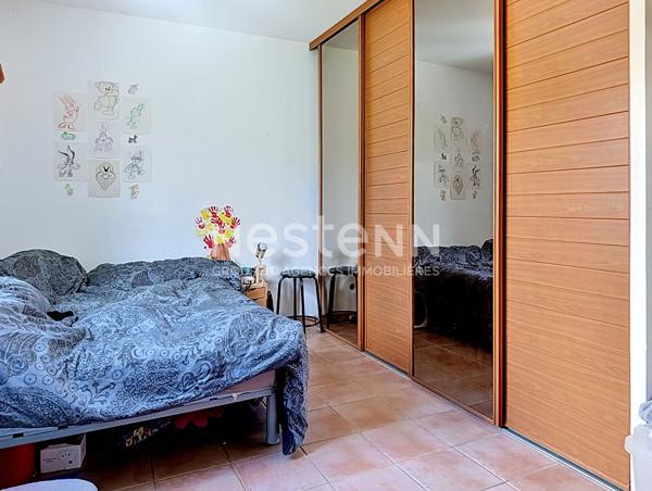 Maison 6 pièces à vendre à Saint Vallier de Thiey avec piscine et grand terrain