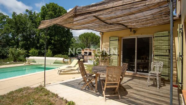 Maison 6 pièces à vendre à Saint Vallier de Thiey avec piscine et grand terrain